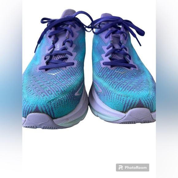 HOKA Women's Clifton 9 Running Shoes size 11B - Picture 2 of 13